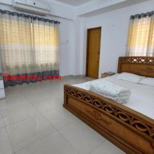 Elegant & Spacious 2-Bedroom Flat Rent in Bashundhara R/A,Dhaka