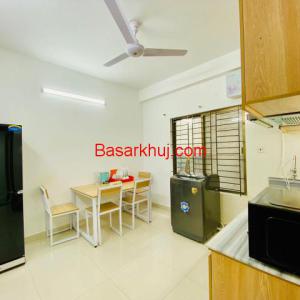 Cozy & Spacious 3-Bedroom Flat Rent in Bashundhara R/A,Dhaka