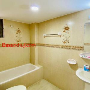 Cozy & Spacious 3-Bedroom Flat Rent in Bashundhara R/A,Dhaka