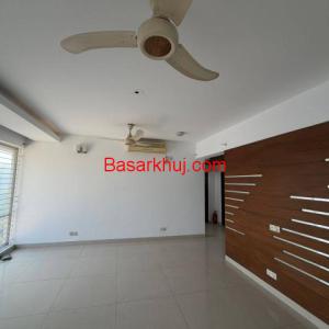 Lake view Apartment for Rent