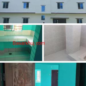 তিন তলায় সম্পূর্ণ নতুন চারটি ফ্যামিলি বাসা ভাড়া দেওয়া হবে