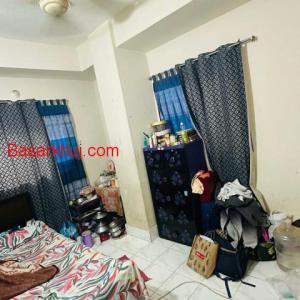 টু-লেট দেওয়া হবে (পরিবার অথবা ব্যাচেলর)