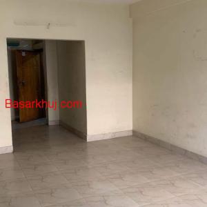 বিগ কিচেন সারভেন্ট টয়লেটসহ ফ্ল্যাট ভাড়া দেওয়া হবে