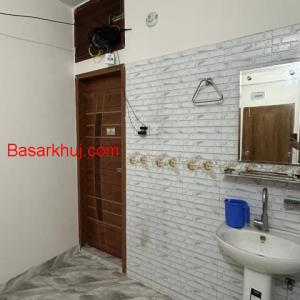 ঘর ভাড়া দেওয়া হবে