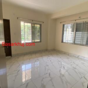 Flat To Let Available