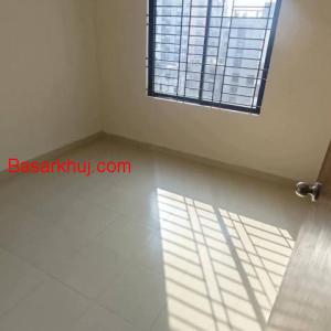 APARTMENT RENT FOR FAMILY or STUDENTS (female)